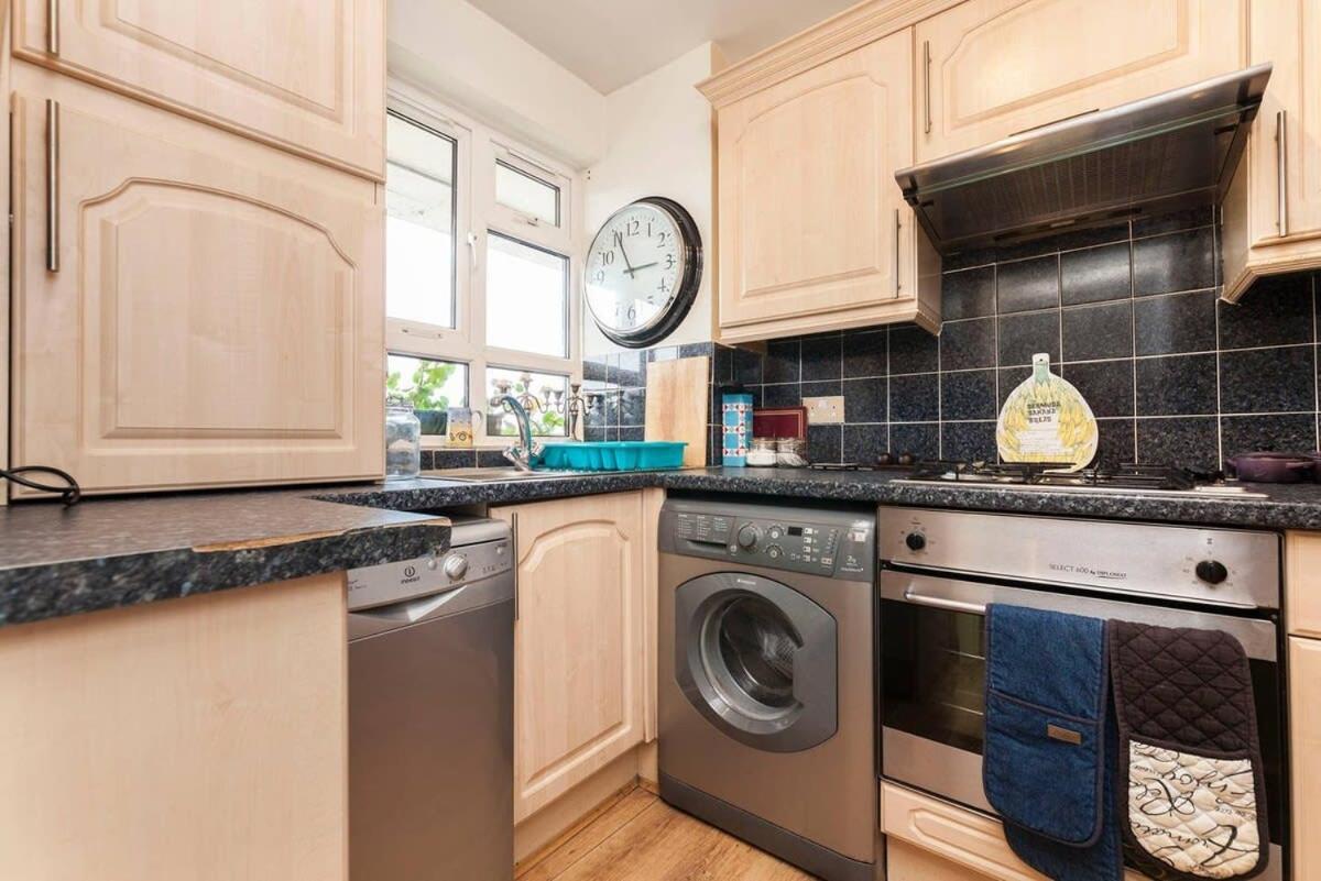 Central Camden Flat With Terrace For 4 People لندن المظهر الخارجي الصورة